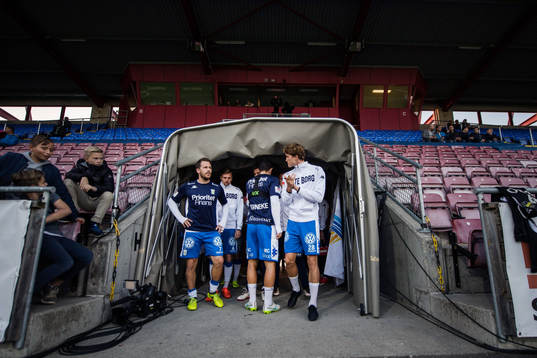 IFK Göteborgs Tobias Hysén och Thomas Rogne gör sig redo