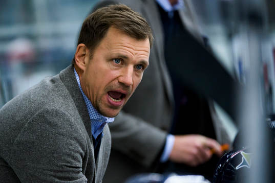 Karlskogas assisterande tränare Kristofer Näslund