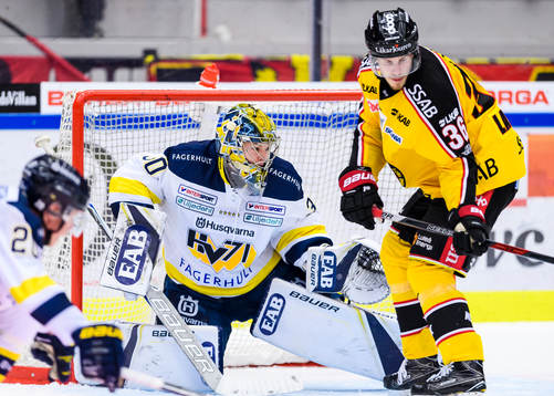 s målvakt Linus Söderström
