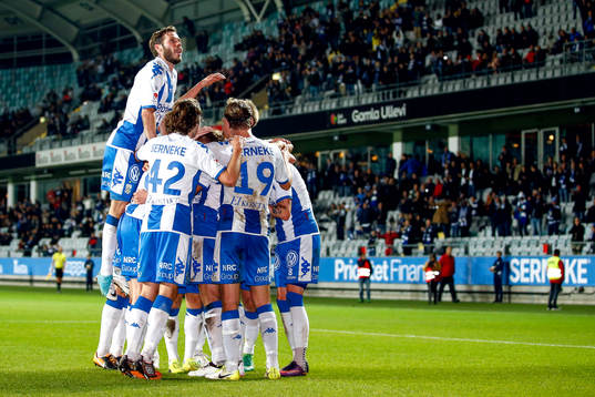 IFK Göteborgs Mikael Boman jublar med lagkamrater
