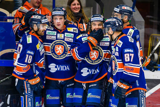 Växjös Andrew Calof, Joel Persson och Adam Brodecki jublar