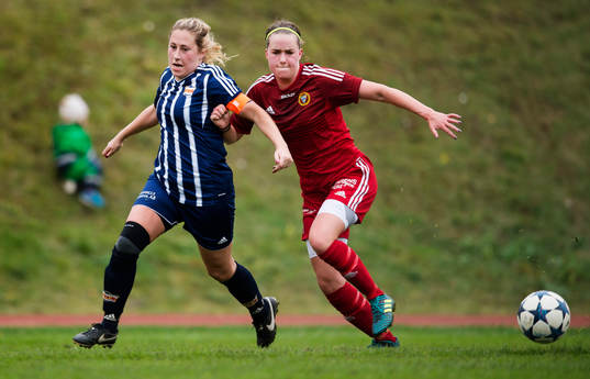 Kovlands Emelie Åkersten och Alnös Emmie Salomonsson