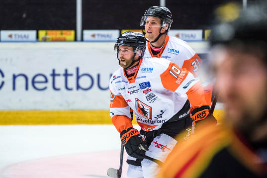 Karlskronas Mattias Guter jublar