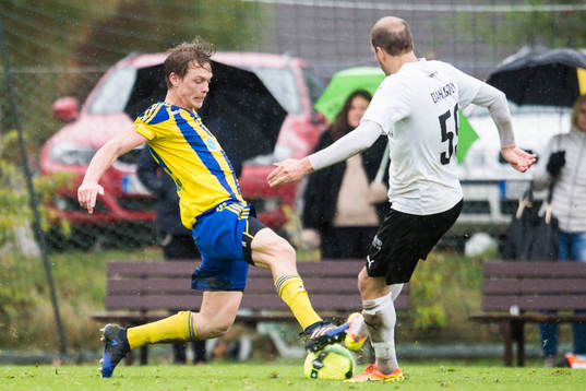 Eskilsminnes Robin Eliasson Hofsö och Hittarps Mikael Dahlgren