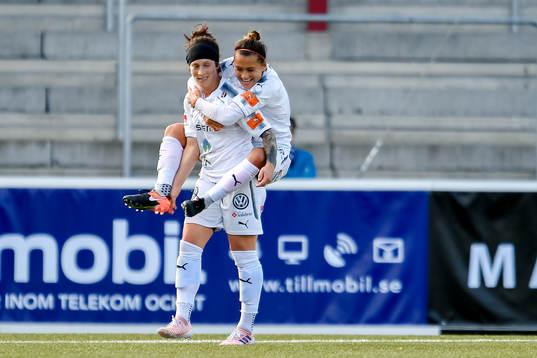 Rosengårds Ella Masar McLeod jublar