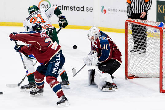 Halmstads målvakt Adam Orre