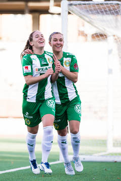 Hammarbys Alma Nygren och Julia Zigiotti Olme jublar