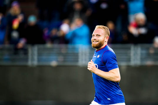 Henrik Kjelsrud Johansen of Vålerenga celebrates 5-1
