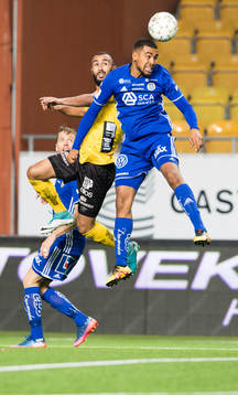 Elfsborgs Issam Jebali och Sundsvalls Noah Sonko Sundberg