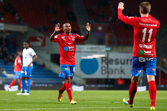 Helsingborgs Bradley Surprise Ralani jublar efter 1-0