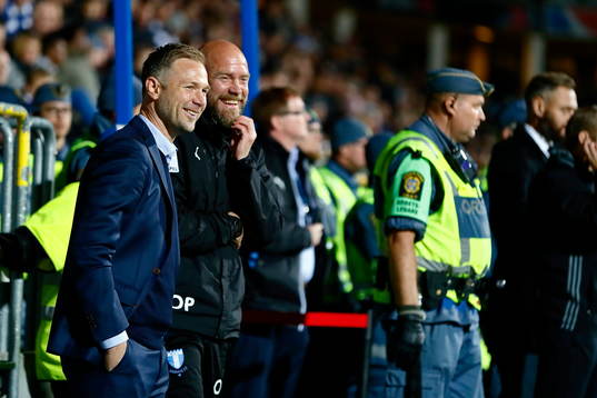 Malmös FFs tränare Magnus Pehrsson jublar