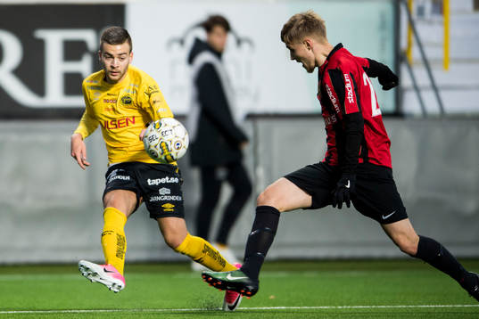 Elfsborgs Oscar Iglicar Berntsson och Brommapojkarnas Simon