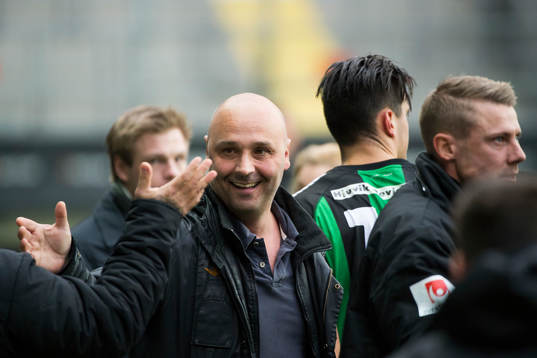 GAIS tränare Bosko Orovic jublar