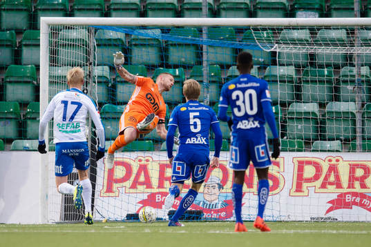 Norrköpings Simon Skrabb kvitterar till 2-2 bakom
