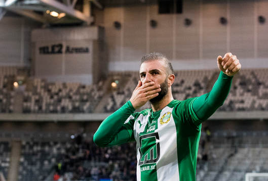 Hammarbys Kennedy Bakircioglu tackar publiken