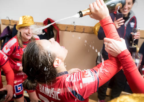 Linköpings spelarna jublar