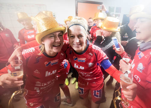 Linköpings spelarna jublar