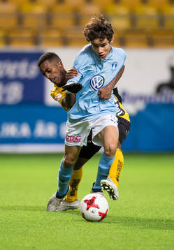 Malmö FF’s Yasin El Harrab och Elfsborgs Nattnael Zerai