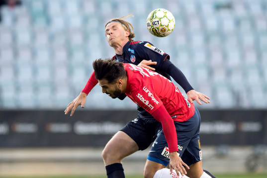 Örgrytes William Atashkadeh och Helsingborgs Carl Johansson