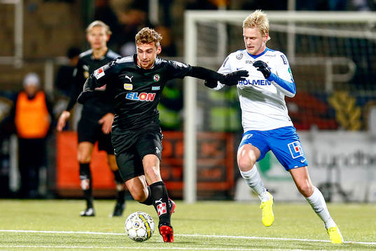 Norrköpings Karl Holmberg och Örebros Filip Rogic