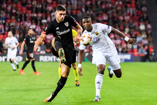 Athletic Bilbaos Unai Nunez och Östersunds Salisu