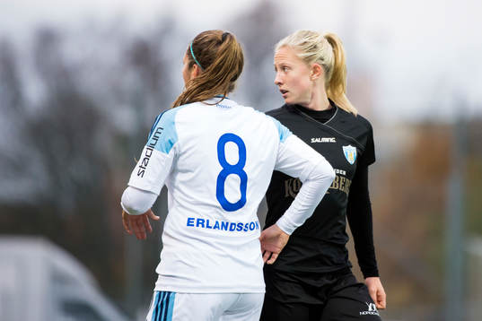 Djurgårdens Michelle Wörner och Göteborgs Rebecka