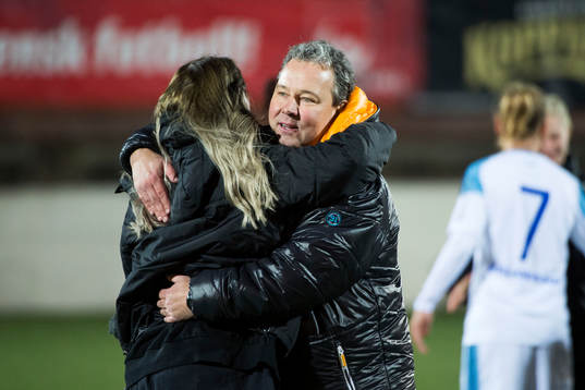 Göteborgs tränare Stefan Rehn jublar