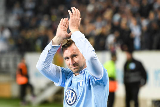 Malmö FFs tjugo guld uppmärksammas, 2004 Niklas Skoog