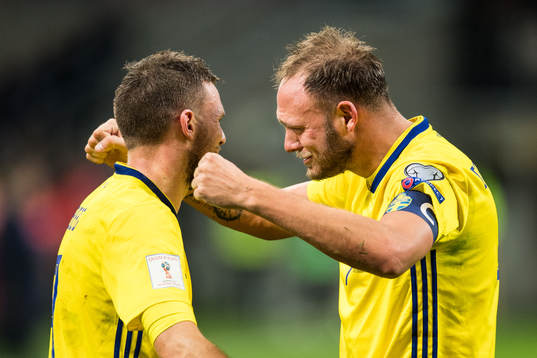 Sveriges Andreas Granqvist och Marcus Berg jublar