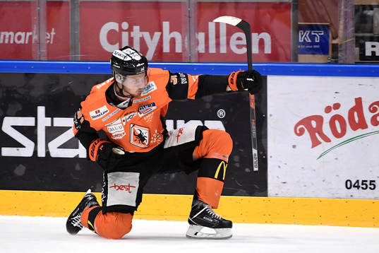 Karlskronas Marcus Paulsson jublar