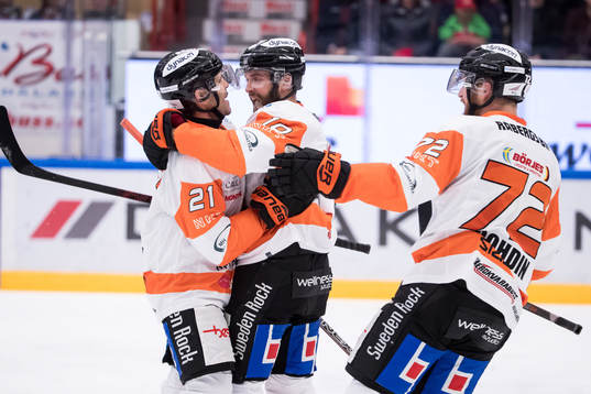 Karlskronas Mattias Guter jublar