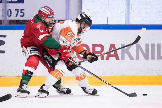 Moras Steven Seigo och Karlskronas Konstantin Komarek i