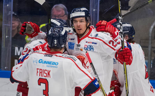 Västerviks Patrik Blomberg jublar