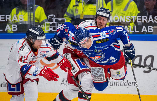 Oskarshamns Arsi Piispanen samt Västerviks Patrik Blomberg