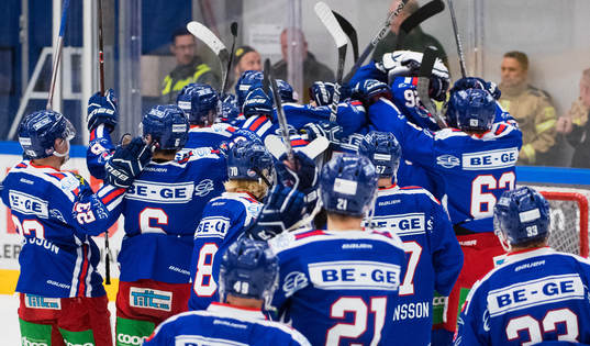 Oskarshamns spelarna jublar