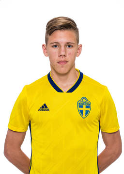 Noah Söderberg i P16/01-landslaget poserar för ett porträtt den 1 december 2017 i Stockholm. 