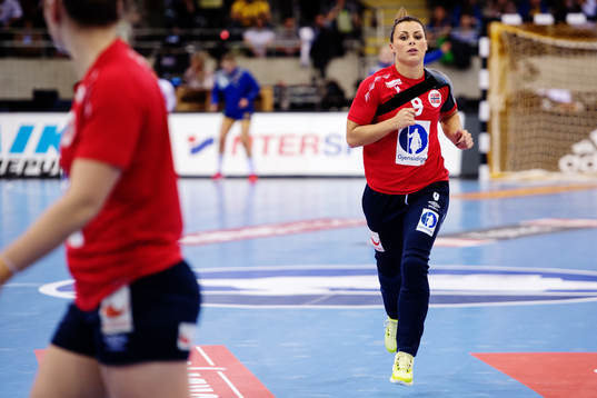 Norges Nora Mørk värmer upp