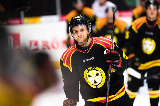 Brynäs Juuso Ikonen jublar