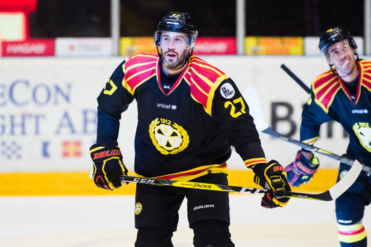 Brynäs Drew Miller jublar