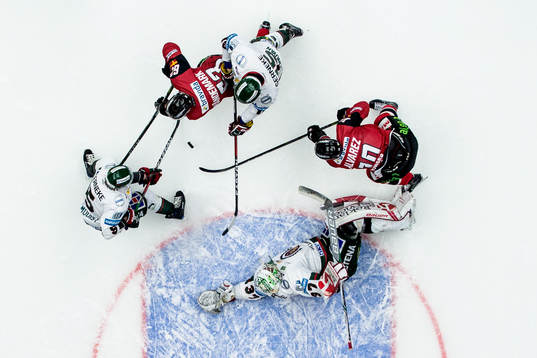 Malmö Redhawks Robin Alvarez och Fredrik Händemark oroar