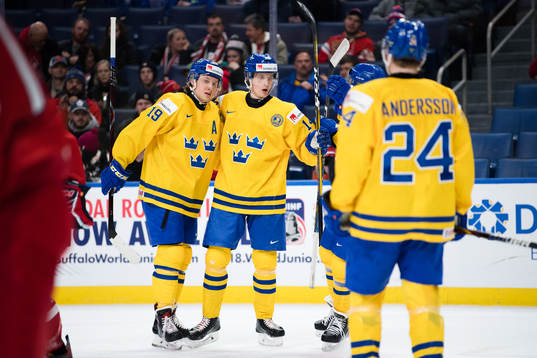 Sveriges Alexander Nylander, Elias Pettersson och Lias