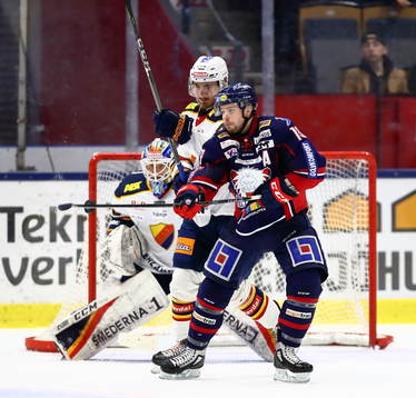 Linköpings Andrew Gordon gör mål 5-2 genom styrning