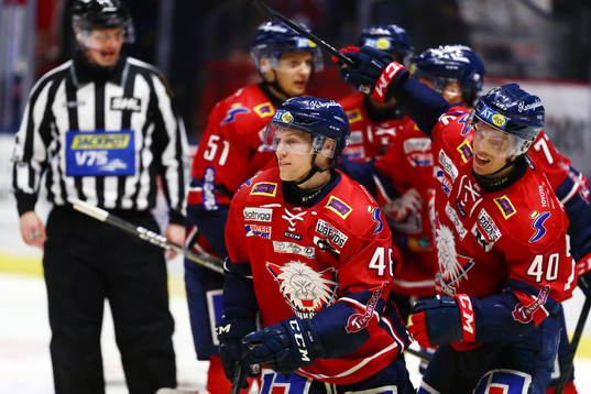 Linköpings Mathis Olimb och Ken André Olimb jublar