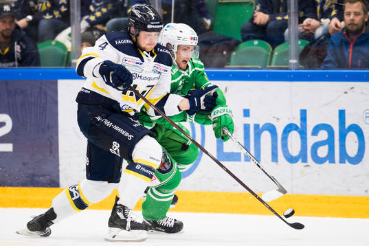 Rögles Simon Ryfors och HV71 Max Wärn