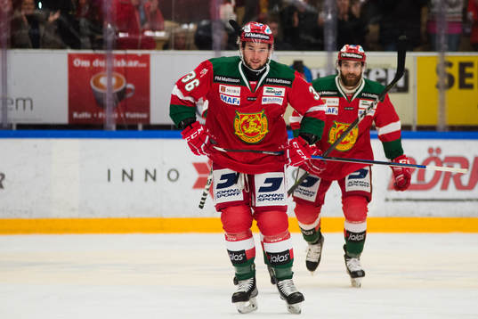 Moras Jason Akeson  jublar