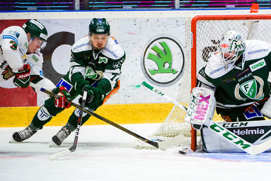 Frölundas Carl Grundström och Färjestads Rasmus Asplund