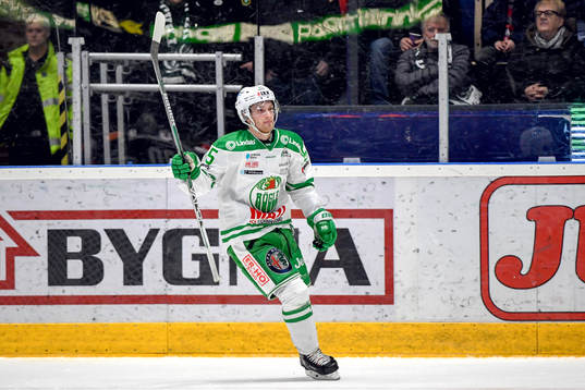 Rögles Simon Ryfors jublar