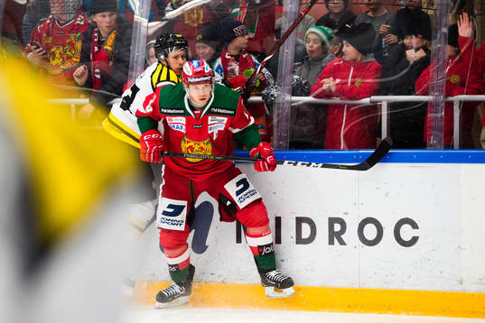 Brynäs Elias Fälth  och Moras Emil Bejmo