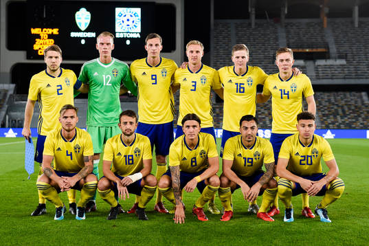 Sveriges Anton Tinnerholm, målvakt Pontus Dahlberg, Gustaf