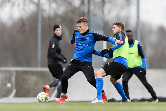 Halmstads Höskuldur Gunnlaugsson och Andreas Hadenius